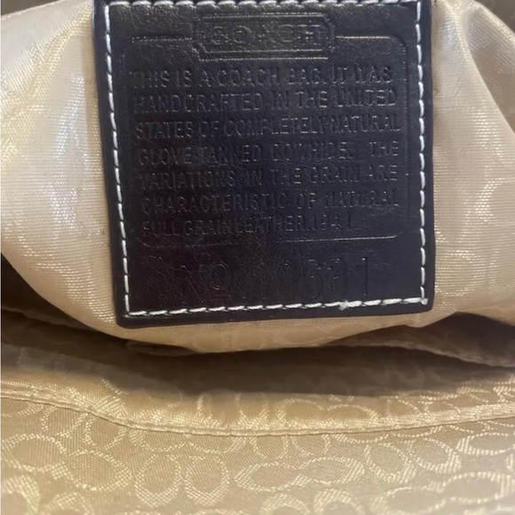 NEW ITEM! NWT Coach Bag ❤️ - Picture 5 of 6